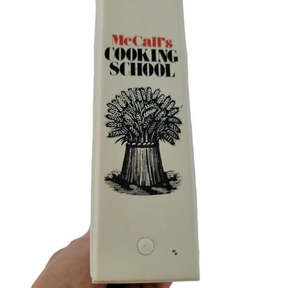 Vintage McCall's Cooking‎ School 1986 Cookbook Set 3 Ring Binders - Picture 7 of 7